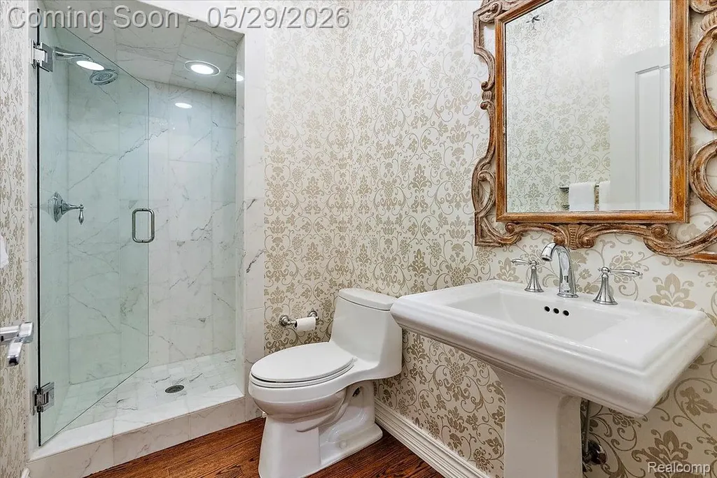 2570 Stoneykirk Court Oakland Charter Township MI 48306