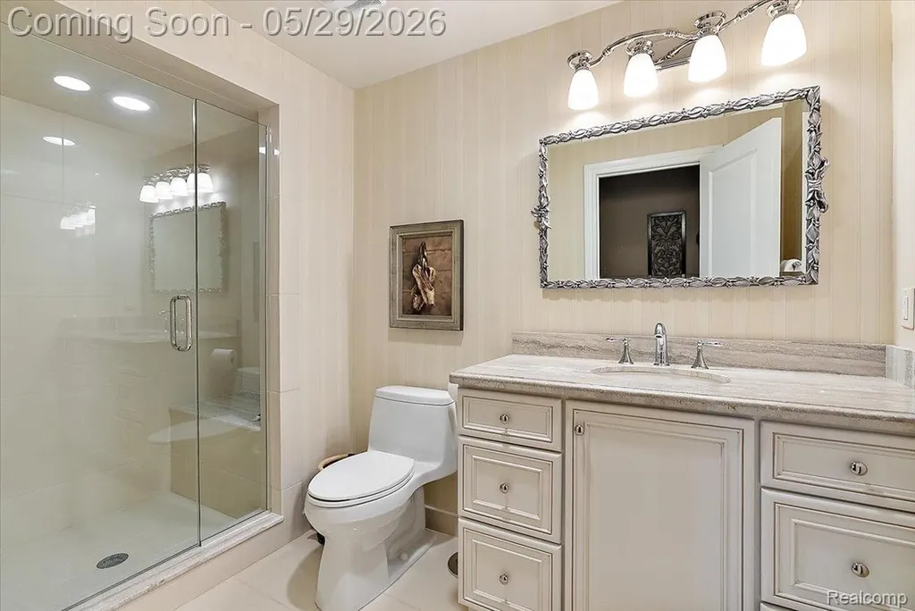 2570 Stoneykirk Court Oakland Charter Township MI 48306