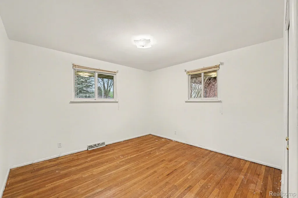 3688 Breaker Street Waterford Charter Township MI 48329