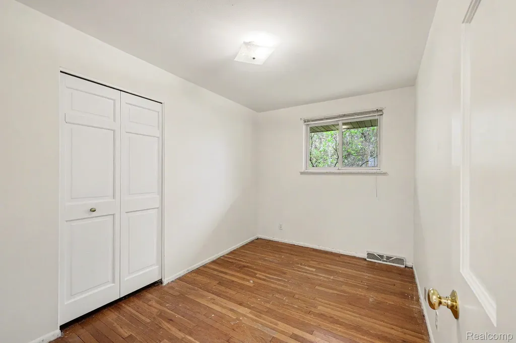3688 Breaker Street Waterford Charter Township MI 48329