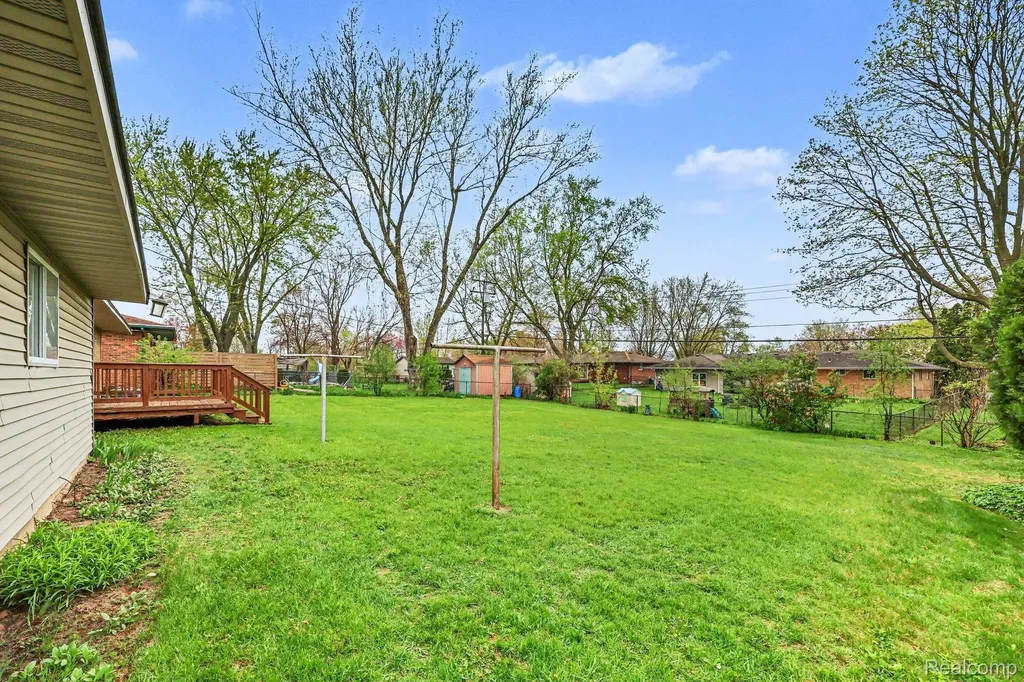 3688 Breaker Street Waterford Charter Township MI 48329