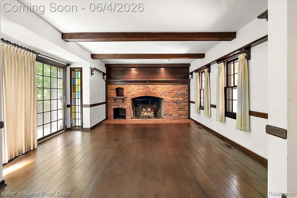 32845 Long Bow Court Beverly Hills Village MI 48025