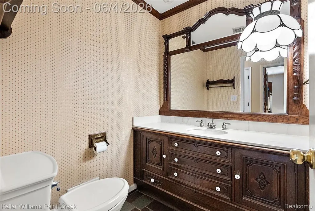 32845 Long Bow Court Beverly Hills Village MI 48025