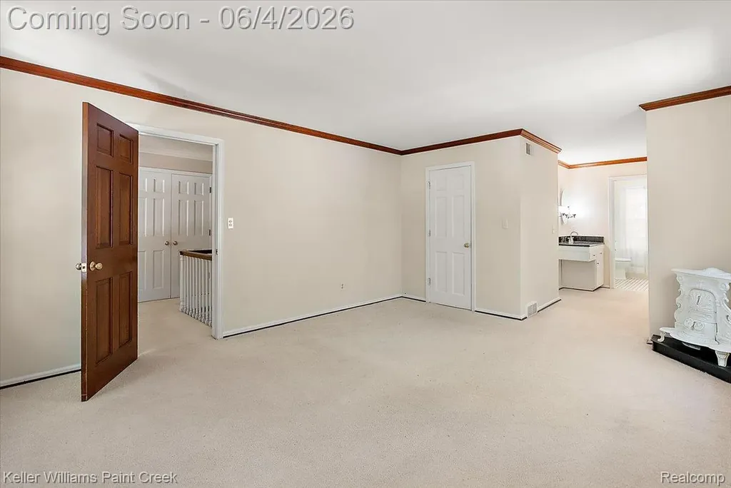 32845 Long Bow Court Beverly Hills Village MI 48025