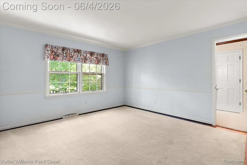 32845 Long Bow Court Beverly Hills Village MI 48025