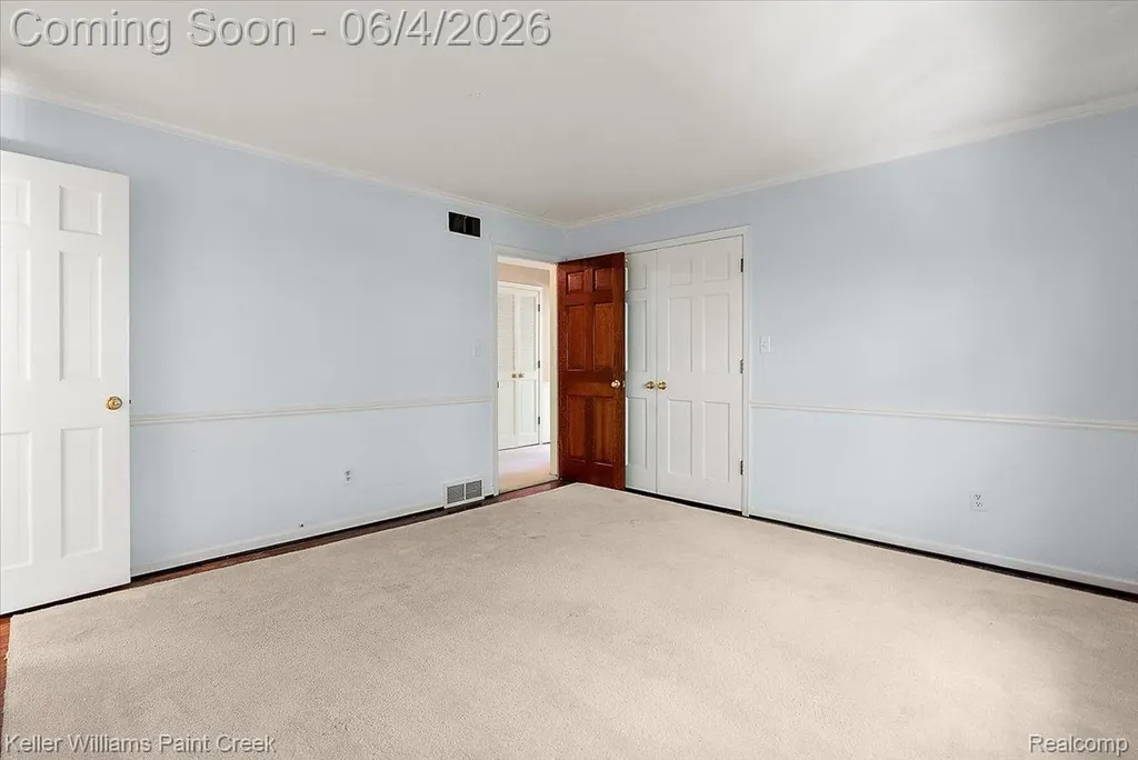 32845 Long Bow Court Beverly Hills Village MI 48025