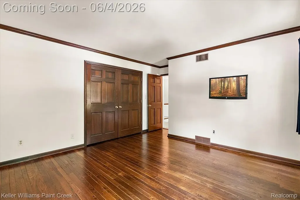 32845 Long Bow Court Beverly Hills Village MI 48025