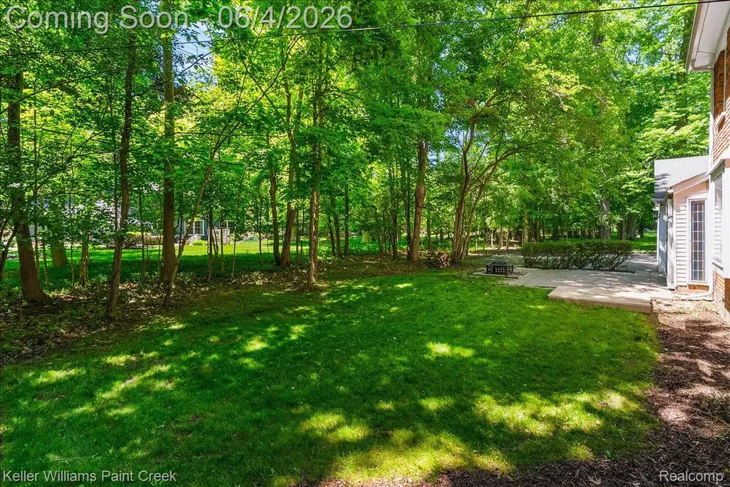 32845 Long Bow Court Beverly Hills Village MI 48025