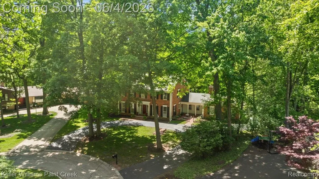 32845 Long Bow Court Beverly Hills Village MI 48025