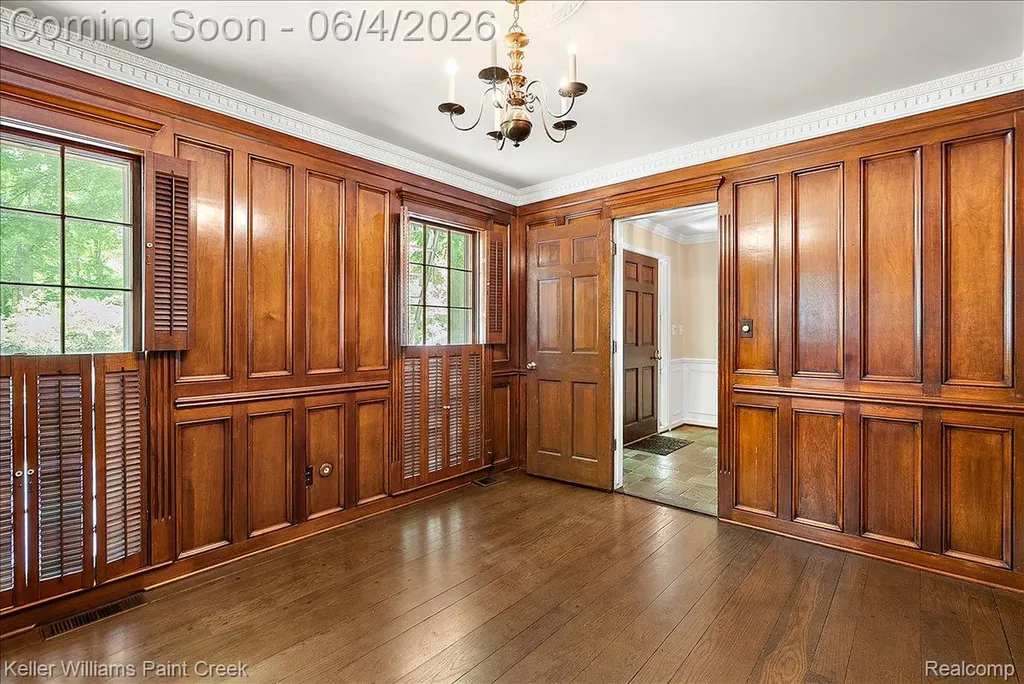 32845 Long Bow Court Beverly Hills Village MI 48025