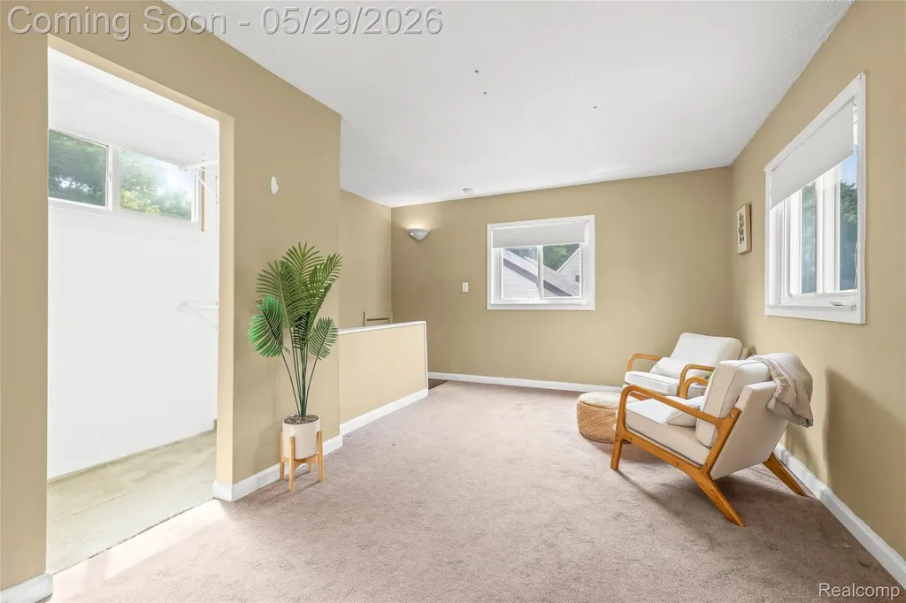1019 Hoffman Avenue Royal Oak City MI 48067