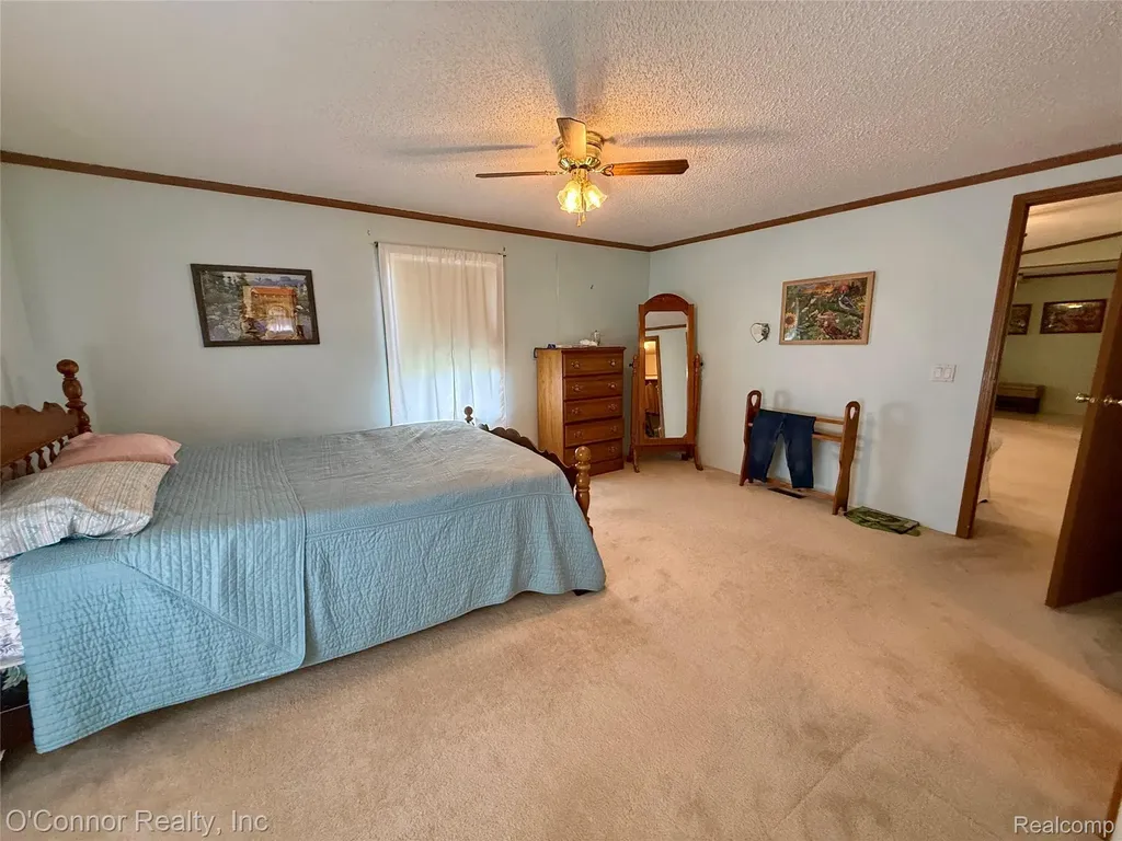 3333 Ravenswood Road Marysville City MI 48040