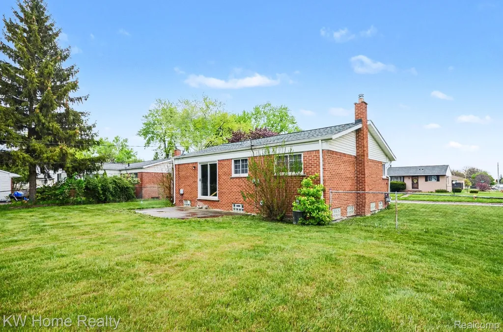 3676 Farnum Street Inkster City MI 48141