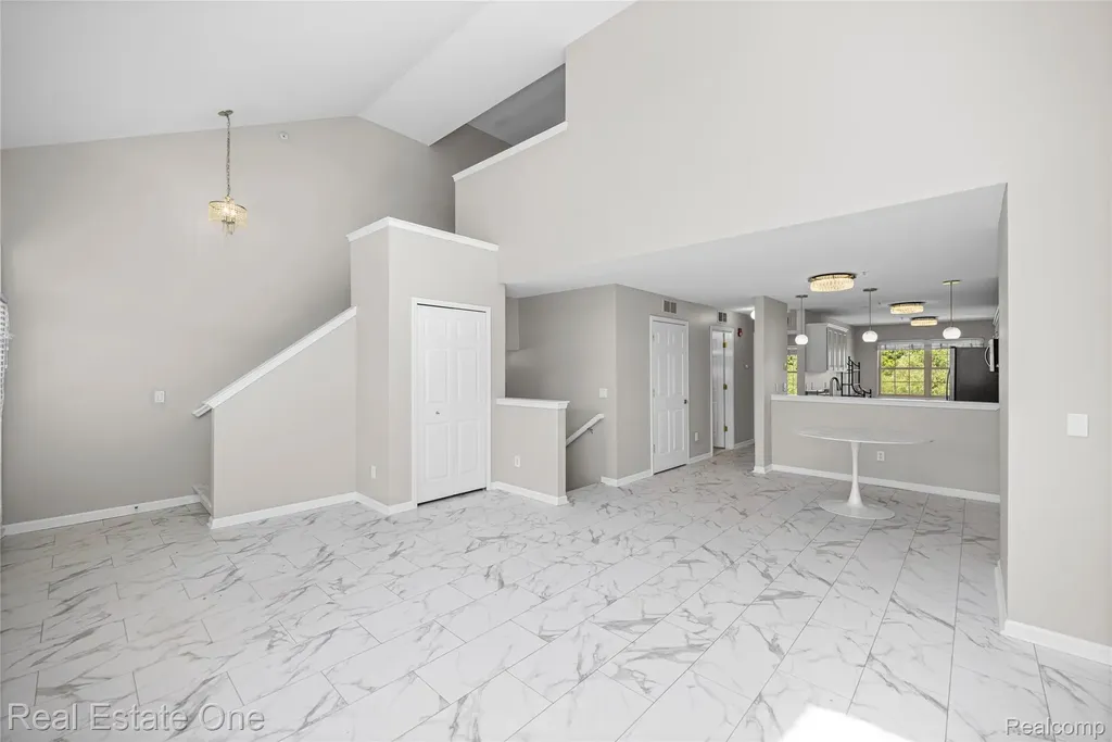 160 Sandy Lane Walled Lake City MI 48390