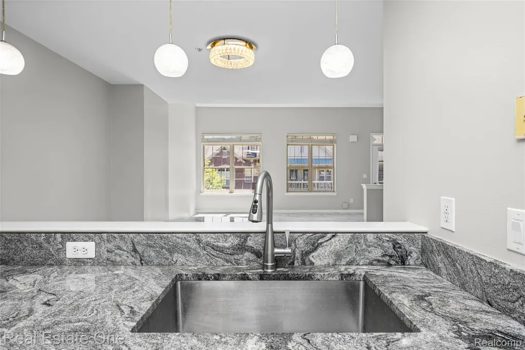 160 Sandy Lane Walled Lake City MI 48390