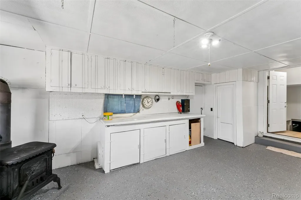 6333 N Beck Road Canton Charter Township MI 48187