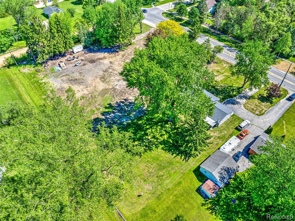6333 N Beck Road Canton Charter Township MI 48187