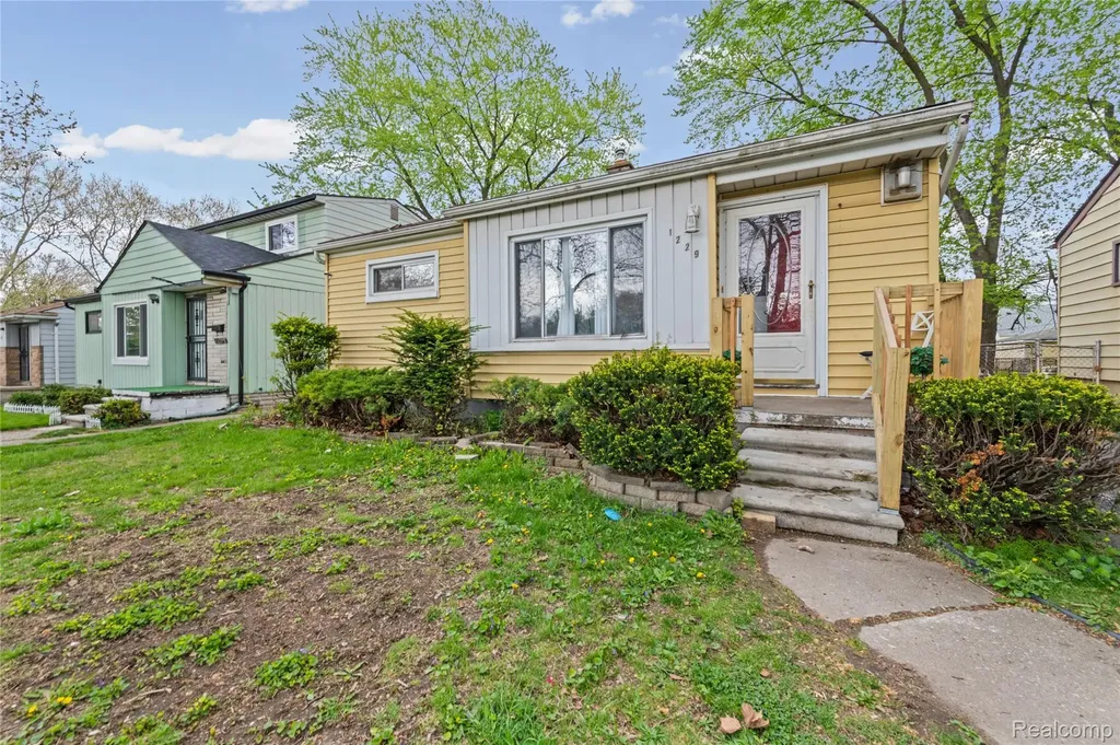 1229 S Deacon Street Detroit City MI 48217