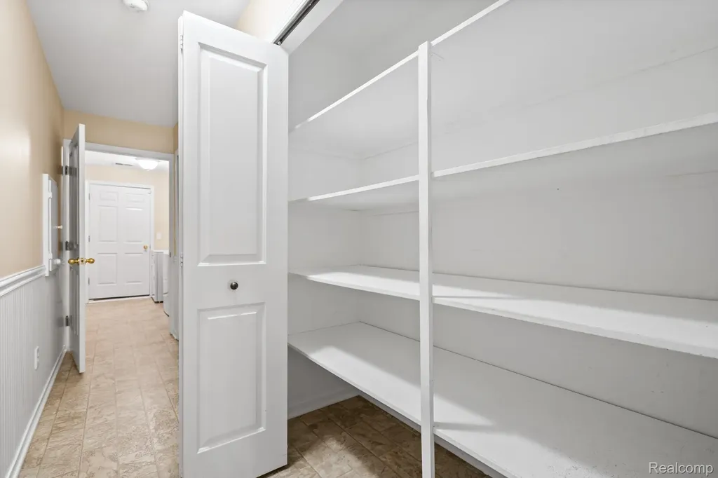 4130 Hampton Ridge Boulevard Genoa Township MI 48843