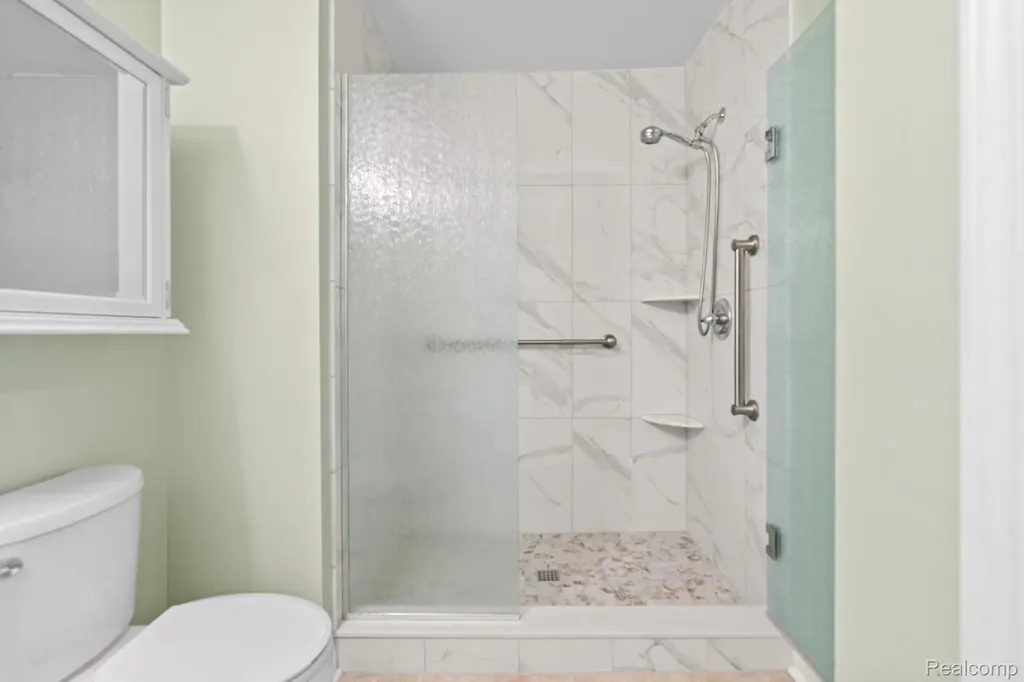 4130 Hampton Ridge Boulevard Genoa Township MI 48843