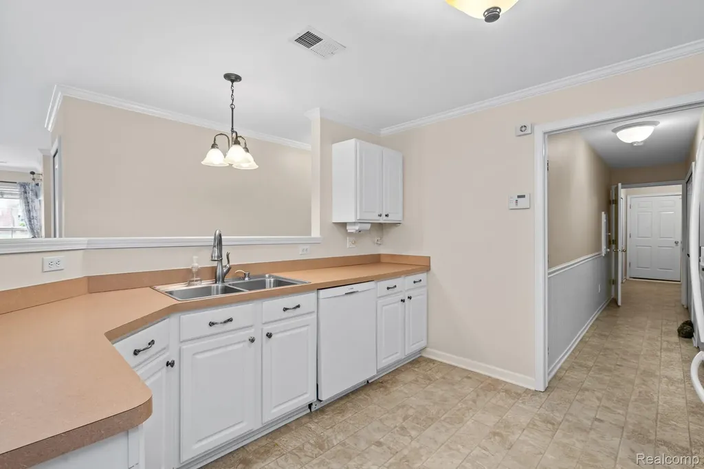 4130 Hampton Ridge Boulevard Genoa Township MI 48843