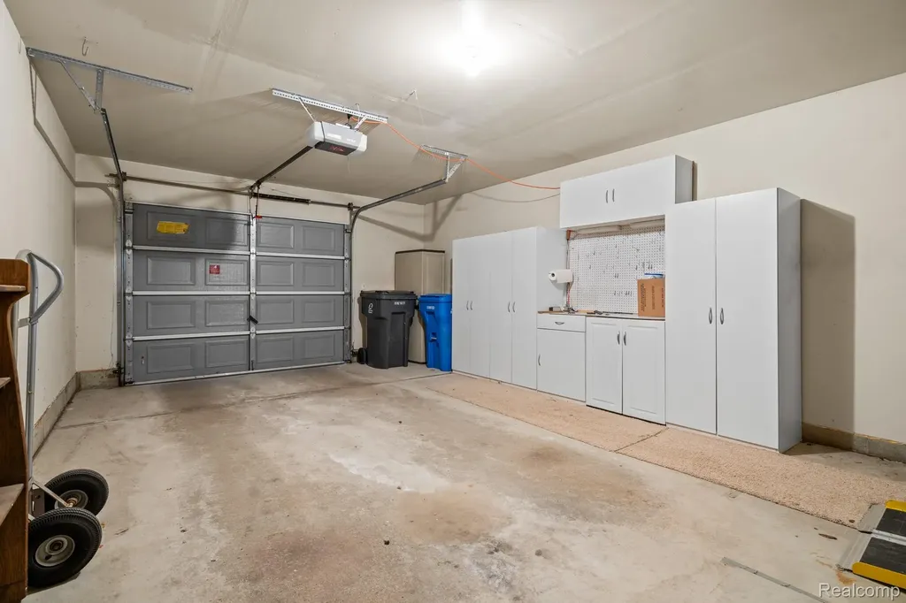 4130 Hampton Ridge Boulevard Genoa Township MI 48843