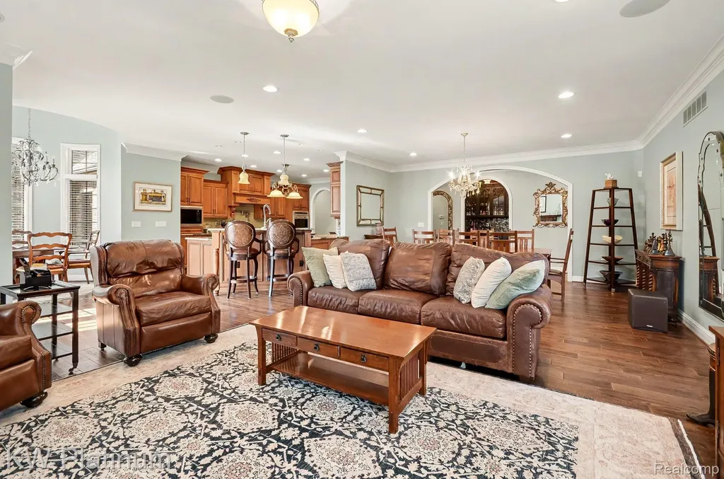 36270 Vita Bella Drive Clinton Charter Township MI 48035