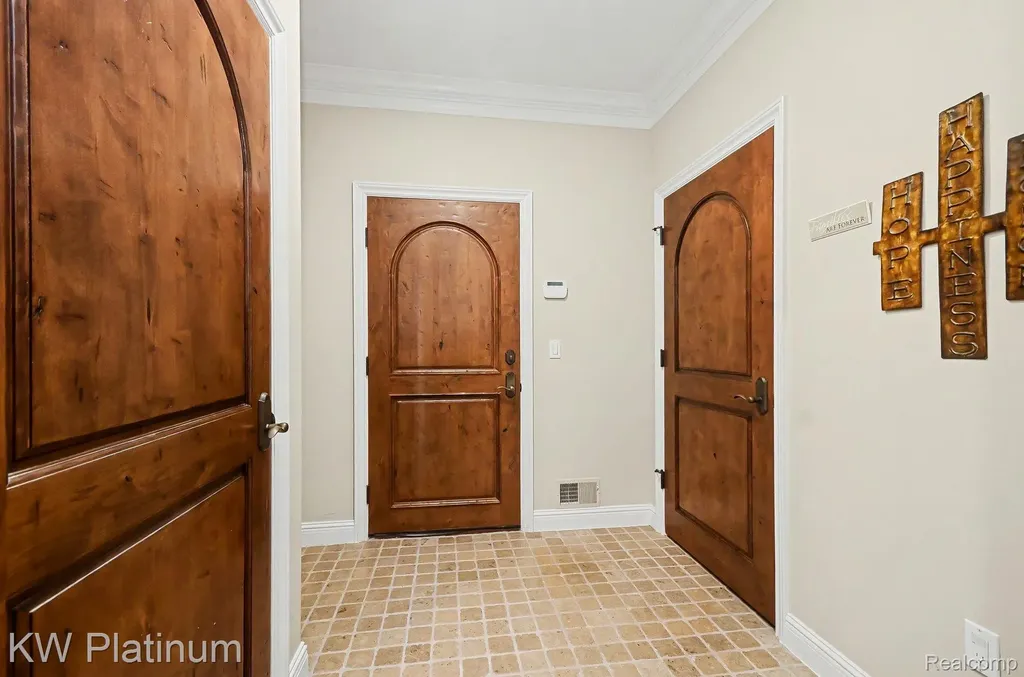 36270 Vita Bella Drive Clinton Charter Township MI 48035
