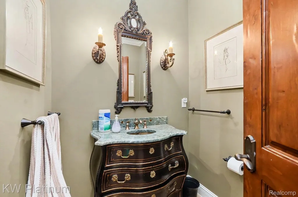 36270 Vita Bella Drive Clinton Charter Township MI 48035