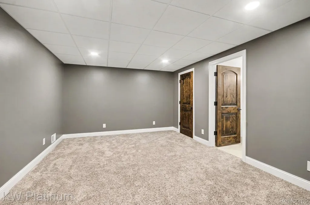 36270 Vita Bella Drive Clinton Charter Township MI 48035