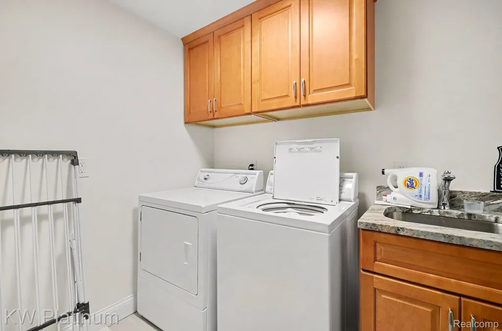36270 Vita Bella Drive Clinton Charter Township MI 48035