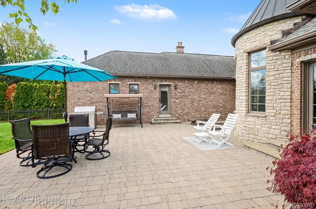 36270 Vita Bella Drive Clinton Charter Township MI 48035