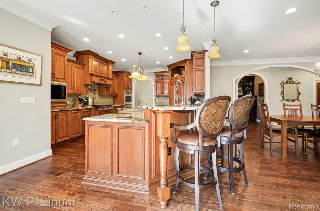 36270 Vita Bella Drive Clinton Charter Township MI 48035