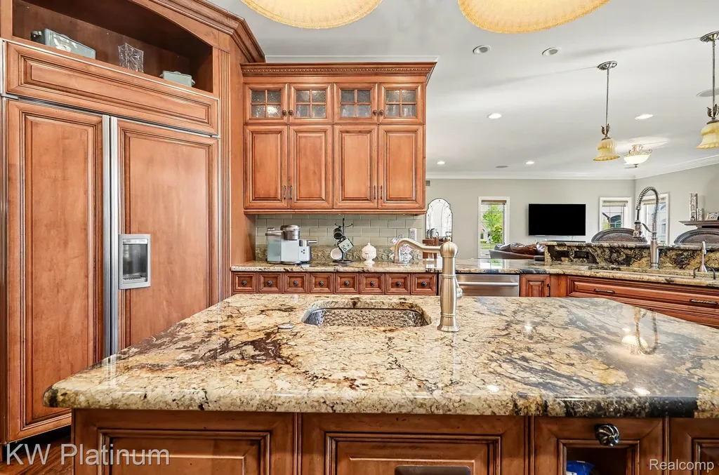 36270 Vita Bella Drive Clinton Charter Township MI 48035