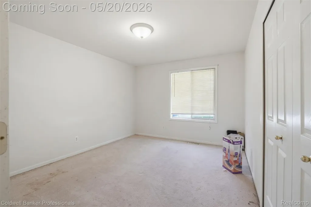21527 N Tangel Drive E Macomb Township MI 48044
