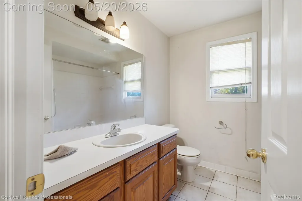 21527 N Tangel Drive E Macomb Township MI 48044