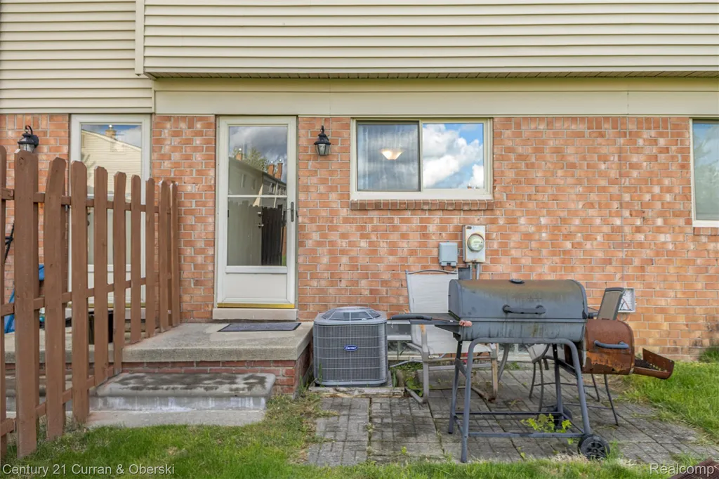 9606 Cornell Taylor City MI 48180