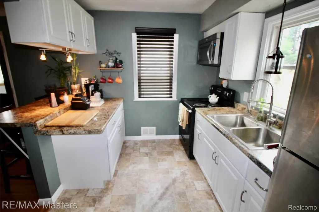 11047 Secor Road Bedford Township MI 48182