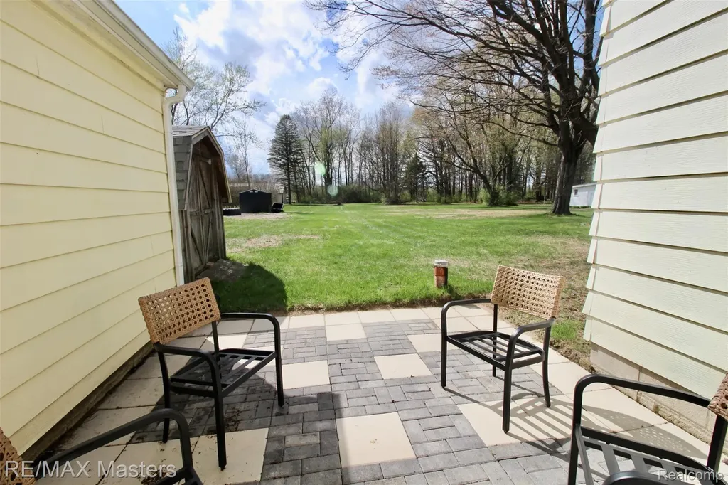 11047 Secor Road Bedford Township MI 48182