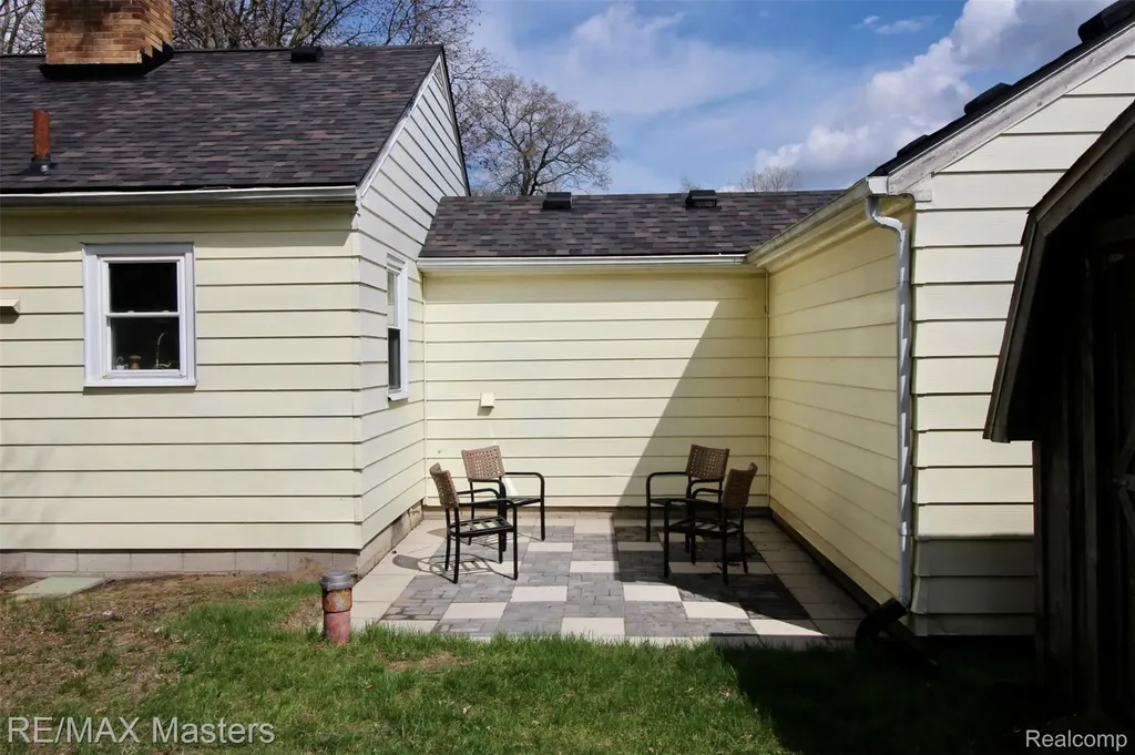11047 Secor Road Bedford Township MI 48182