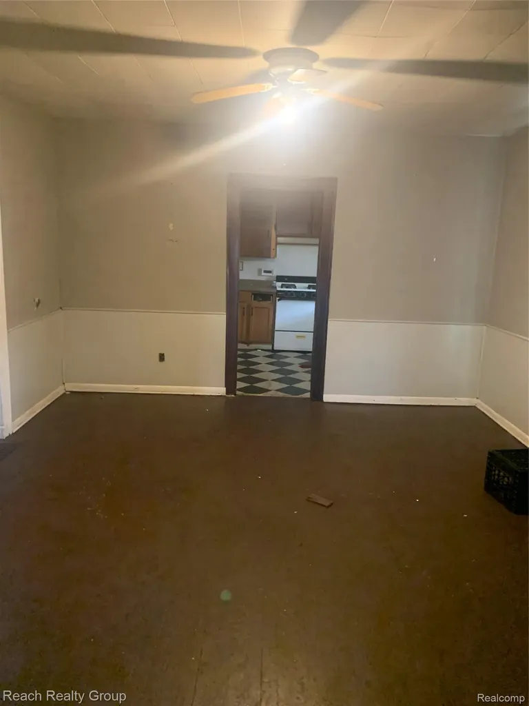 13623 Penrod Street Detroit City MI 48223