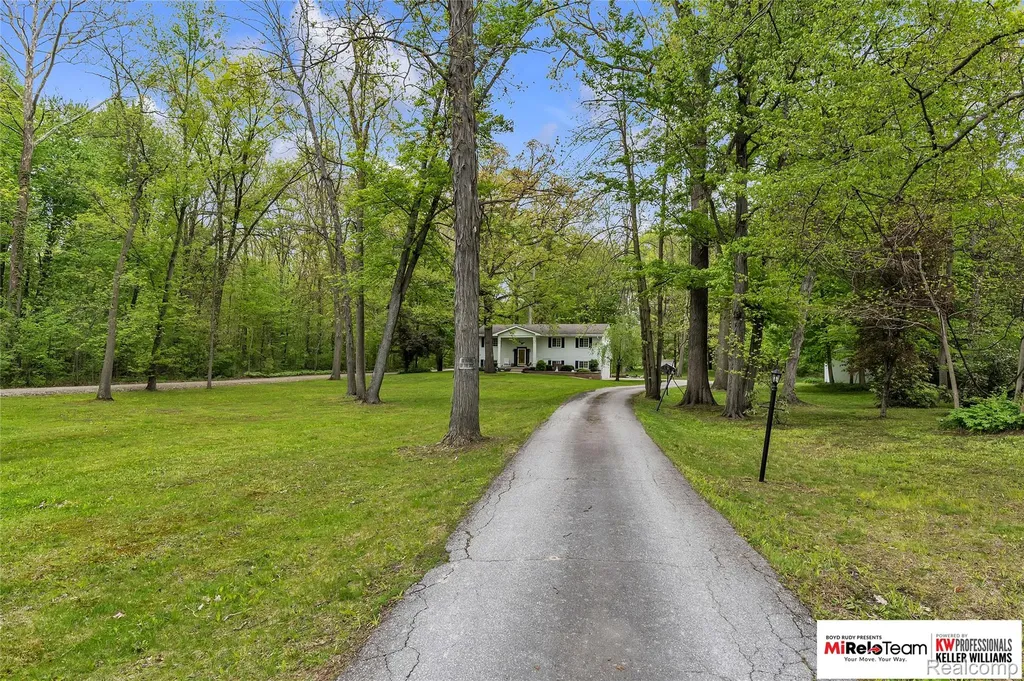 10191 Judd Road Augusta Charter Township MI 48191