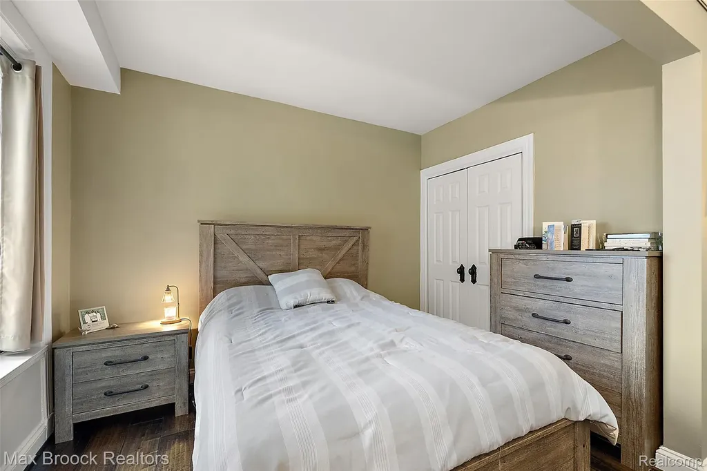15 E Kirby #928 Street Detroit City MI 48202
