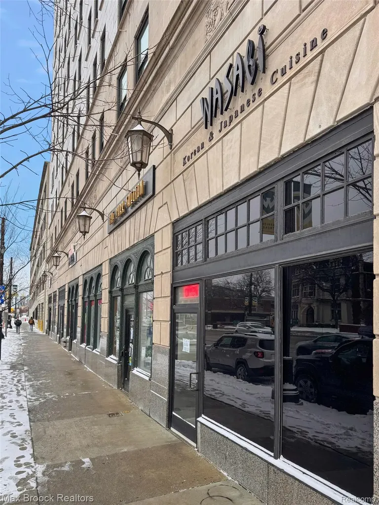 15 E Kirby #928 Street Detroit City MI 48202