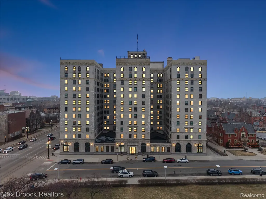 15 E Kirby #928 Street Detroit City MI 48202
