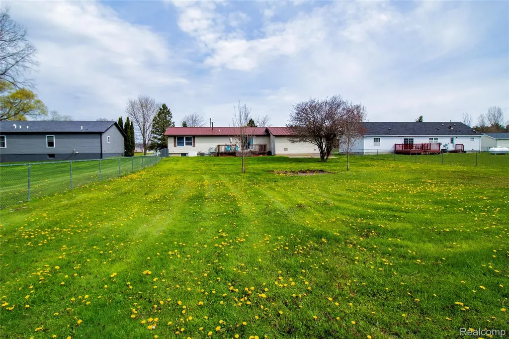 6761 Lorraine Street Marlette City MI 48453