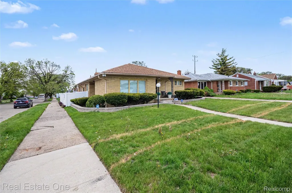 3980 W. Outer Drive Detroit City MI 48221