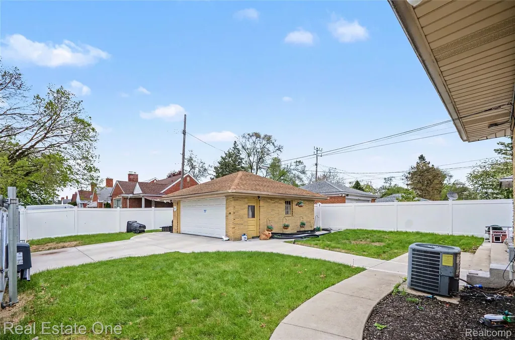 3980 W. Outer Drive Detroit City MI 48221
