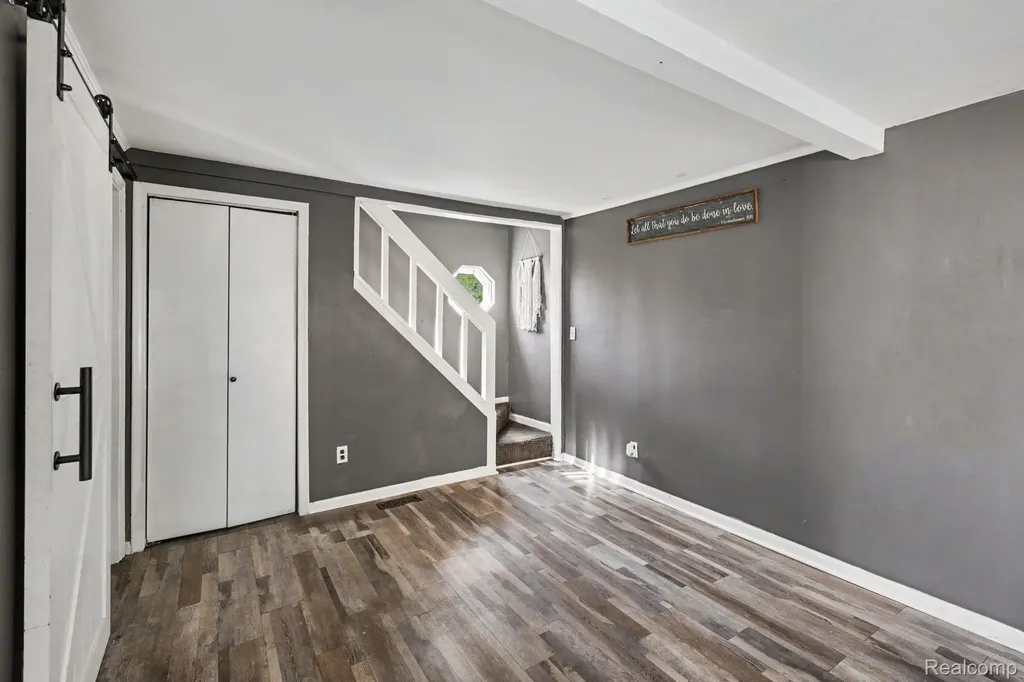 4725 Hickory Drive Highland Charter Township MI 48356