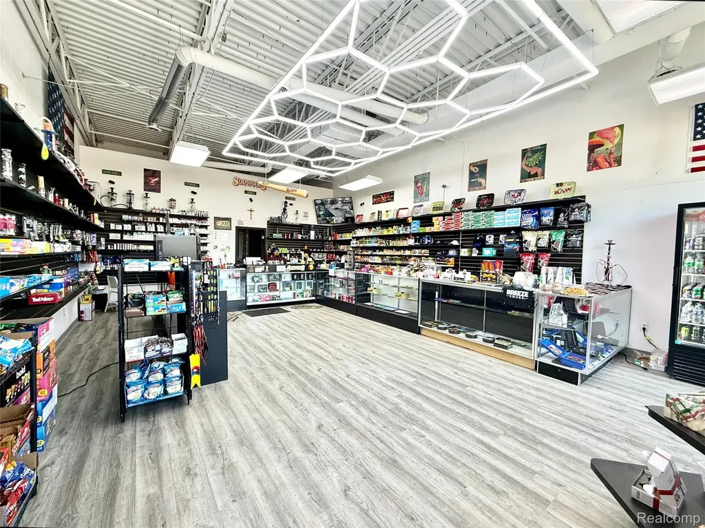 1090 Inkster Inkster City MI 48141